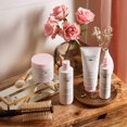thumbnail image 2 of Christophe Robin Shampooing Volumisant Délicat avec Extraits de Rose Shampooing Unisexe 8.4 oz, 2 of 5