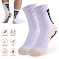 thumbnail image 3 of Chaussettes de Football Antidérapantes pour Hommes Chaussettes de Sport pour basketball Soccer Volleyball Course Randonnée Randonnée, 3 of 8