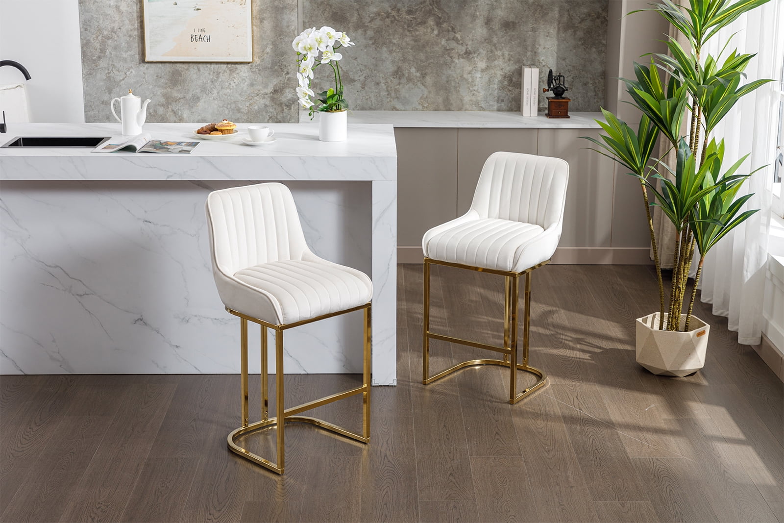Dayalane Counter Height Bar Stools Set of 2, Velvet Upholstered Kitchen Barstools with Back and Gold Base, 26 " Modern Elegant Island Chairs for Restaurant Bar Dining Room, Beige