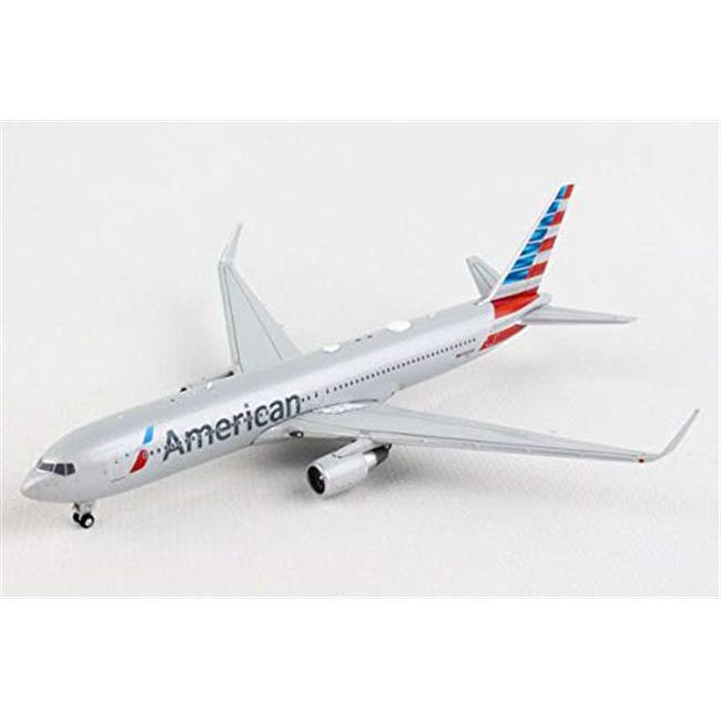 Gemini Jets GJ1866 American Airlines Boeing 767300 N392AN Scale 1400