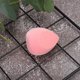 thumbnail image 3 of Esponja en polvo de belleza para maquillaje profesional con forma de gota de agua de doble uso en seco y húmedo (rojo), 3 of 8