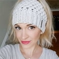 thumbnail image 5 of Tuque pour Femmes Queue de Cheval Chignon Haut Désordonné Bonnet Tricoté d'Hiver Troué Ample, 5 of 5