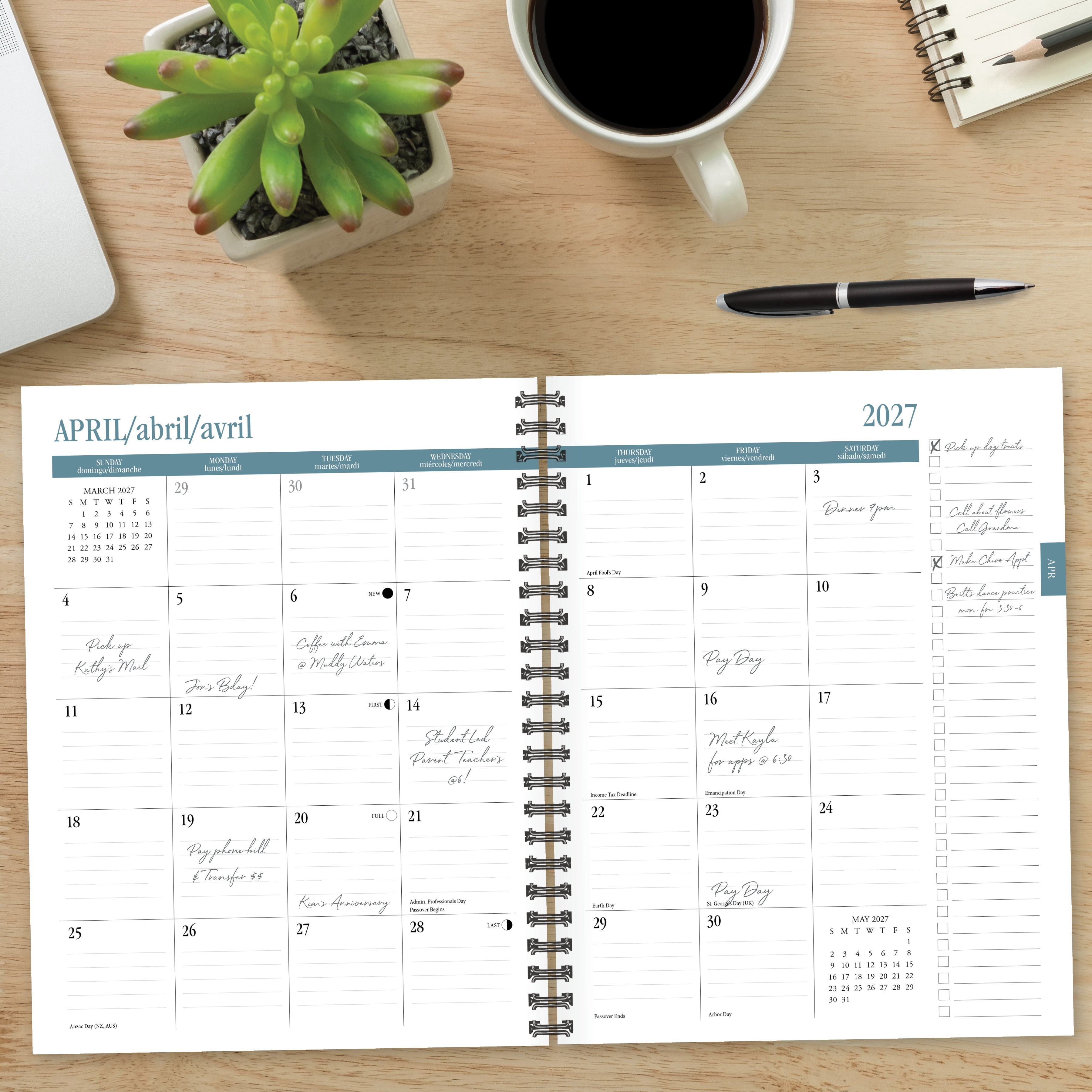Willow Creek Press Blush Duotone 2027 8.5" x 11" Weekly Monthly Softcover Planner (65709)