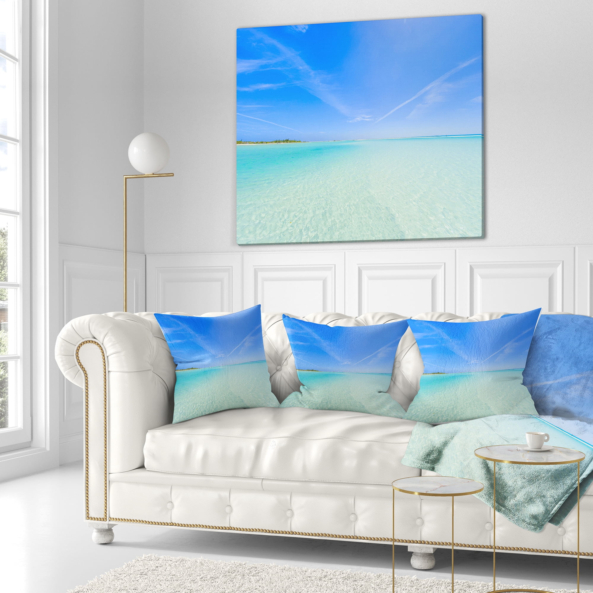 Designart Tropical Beach in Cayo Largo Island - Modern Seascape Throw Pillow - 16x16