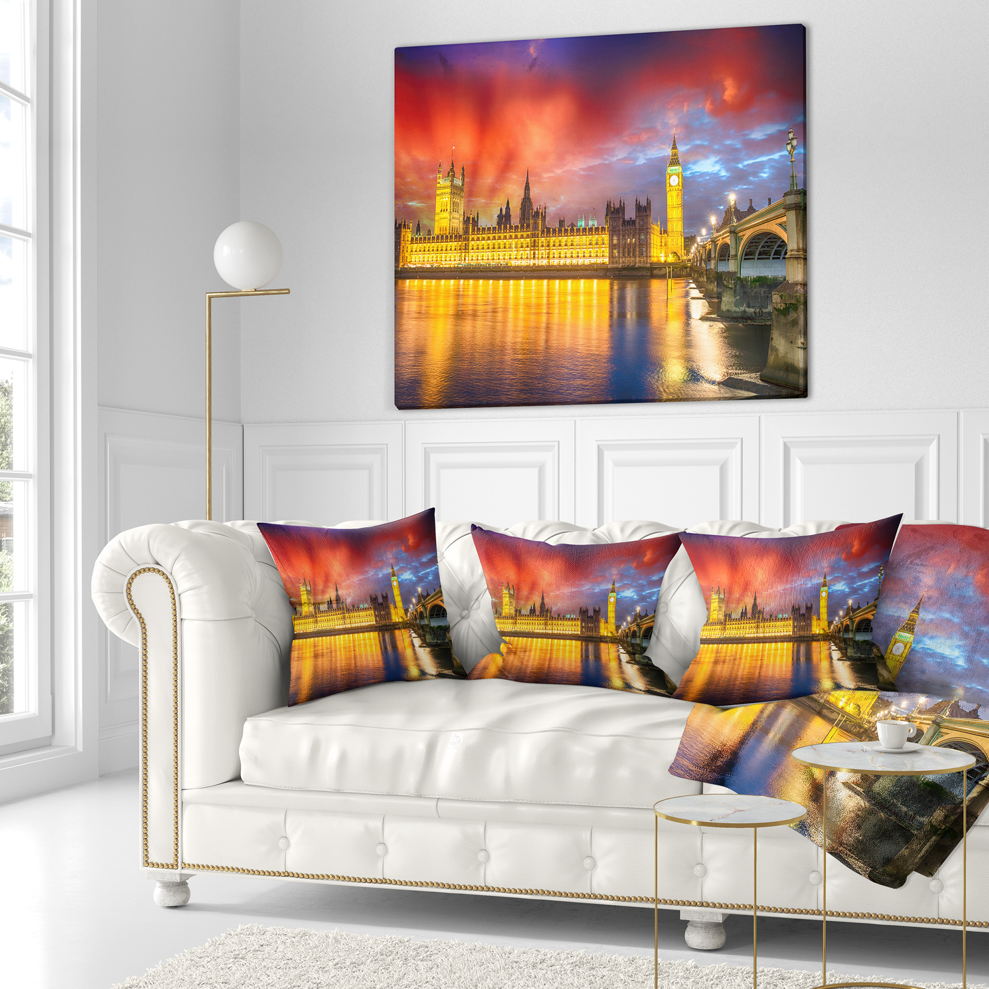Designart Sunset View of London Skyline - Cityscape Photo Throw Pillow - 16x16