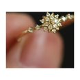 thumbnail image 3 of Anillo de diamantes con copos de nieve chapado en oro de 14 quilates para mujer, elegante y encantador, joyería europea y americana, 3 of 6