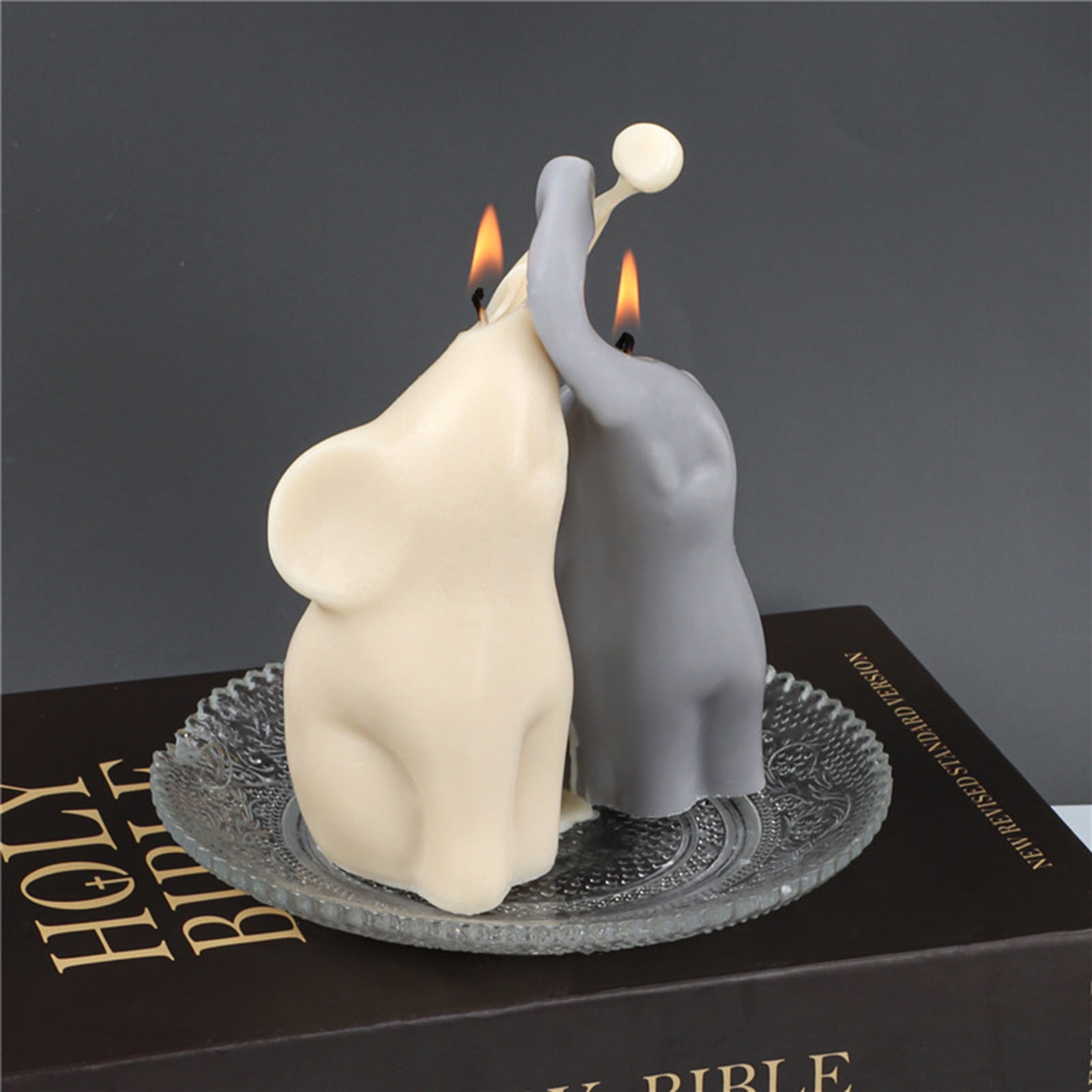 WINDLAND 2 Pcs Couple Long-nosed Elephant Silicone Candle Mold Plaster Ornaments
