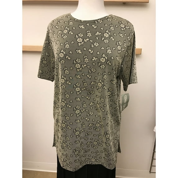 Black And Beige Floral Jacquard Slinky Tee (Style# 2530T)