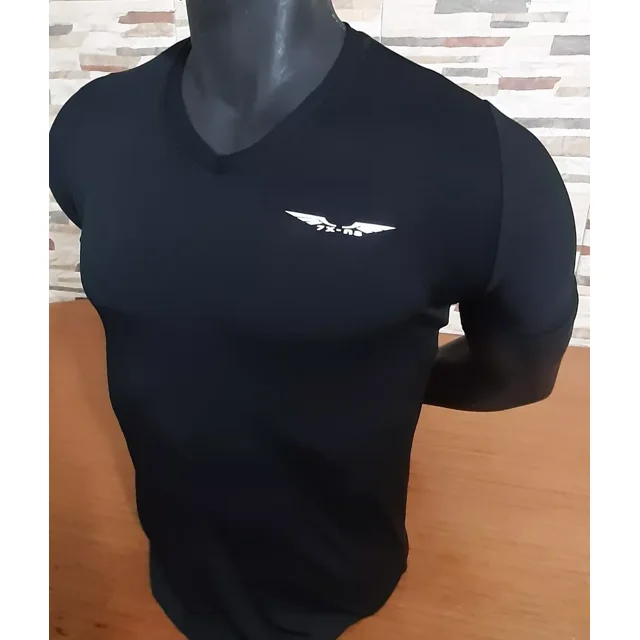 Playera Cuello V