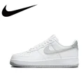 thumbnail image 3 of Nike New Arrival Force 1 07 Low Zapatillas deportivas para hombre y mujer Zapatillas de deporte de moda Zapatillas antideslizantes y ponibles en blanco y negro, 3 of 5