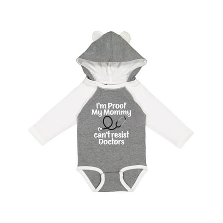 

Inktastic Proof Mommy Cant Resist Doctor Dad Gift Baby Boy or Baby Girl Long Sleeve Bodysuit