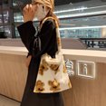 thumbnail image 4 of Bolsa Mini s de hombro con estampado de vaca para mujer bandoleras Ehuebsd femeninas de felpa mullidas de gran capacidad de invierno, 4 of 9