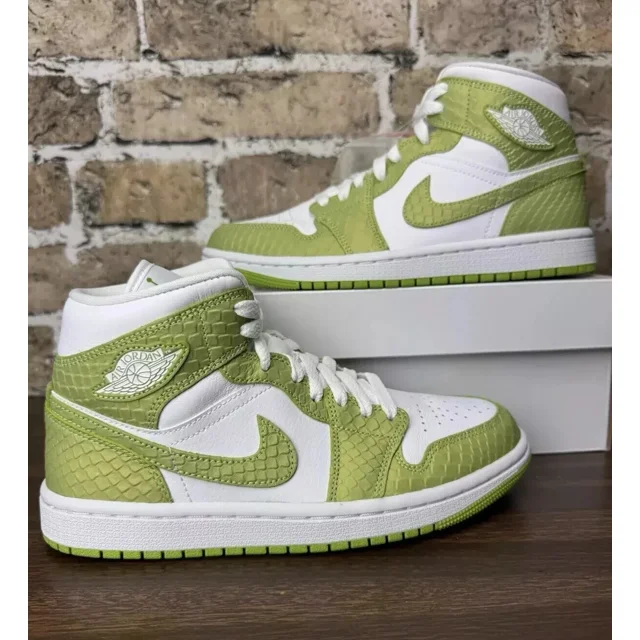 Ni - ke Ni - ke Wmns Air Jordan 1 Mid SE Green Python AJ1 Casual Shoes DV2959-113 size 12