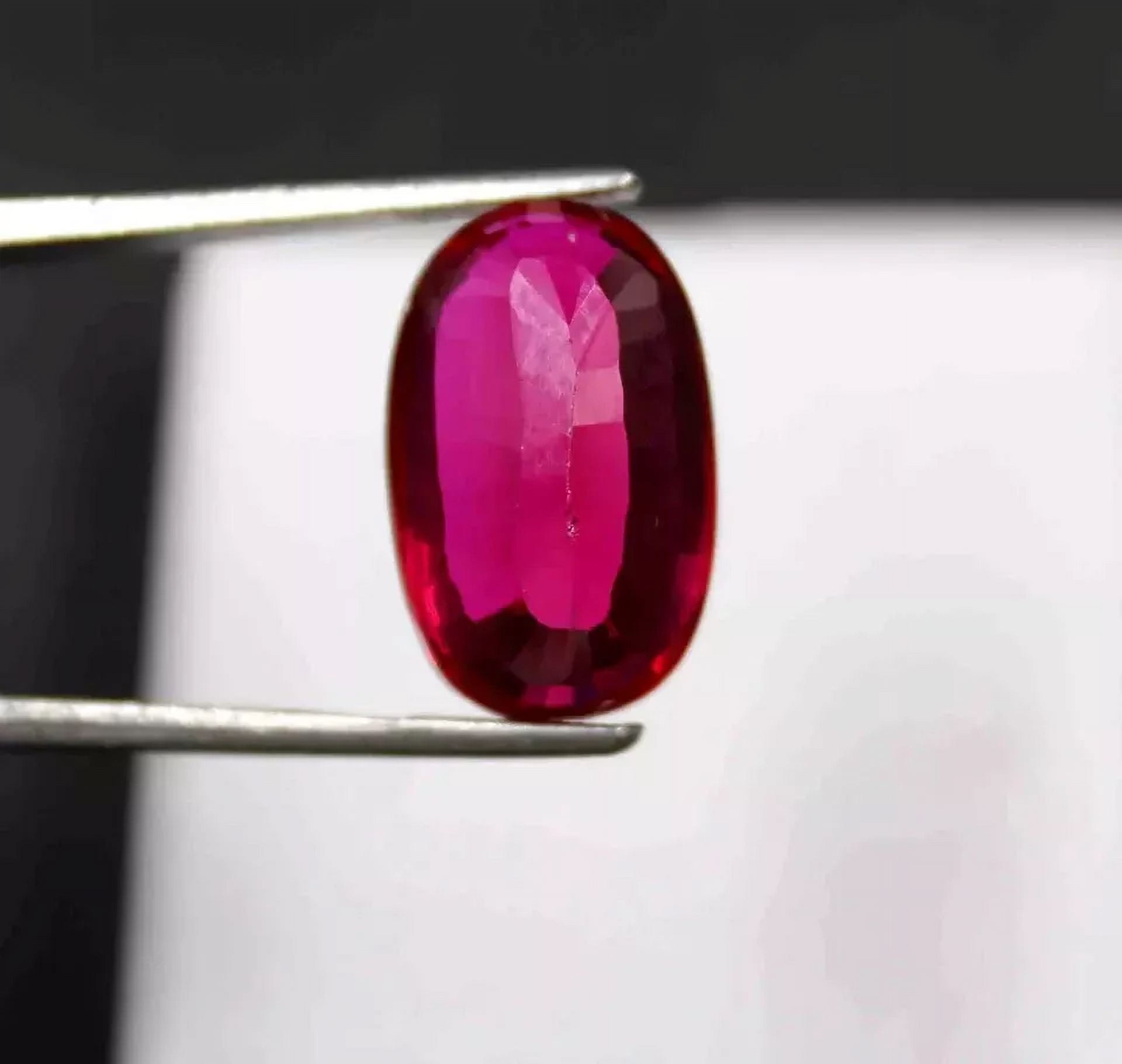 A High-Quality Burmese Oval Ruby - 11.00 Carat Pigeon Blood Loose Gemstone