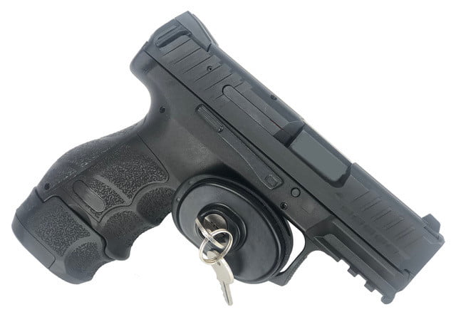 UNIVERSAL GUN TRIGGER SAFETY LOCK W/KEY FOR HANDGUNS RED!! & SHOTGUNS RIFLES 