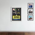thumbnail image 4 of MedalAwardsRack 3 en 1 Shadow Box Display - Baberos de carreras de medallas y marco de fotos - Soporte para baberos de maratón y triatlón Marco de madera de vidrio templado montado en la pared - Blanc, 4 of 8