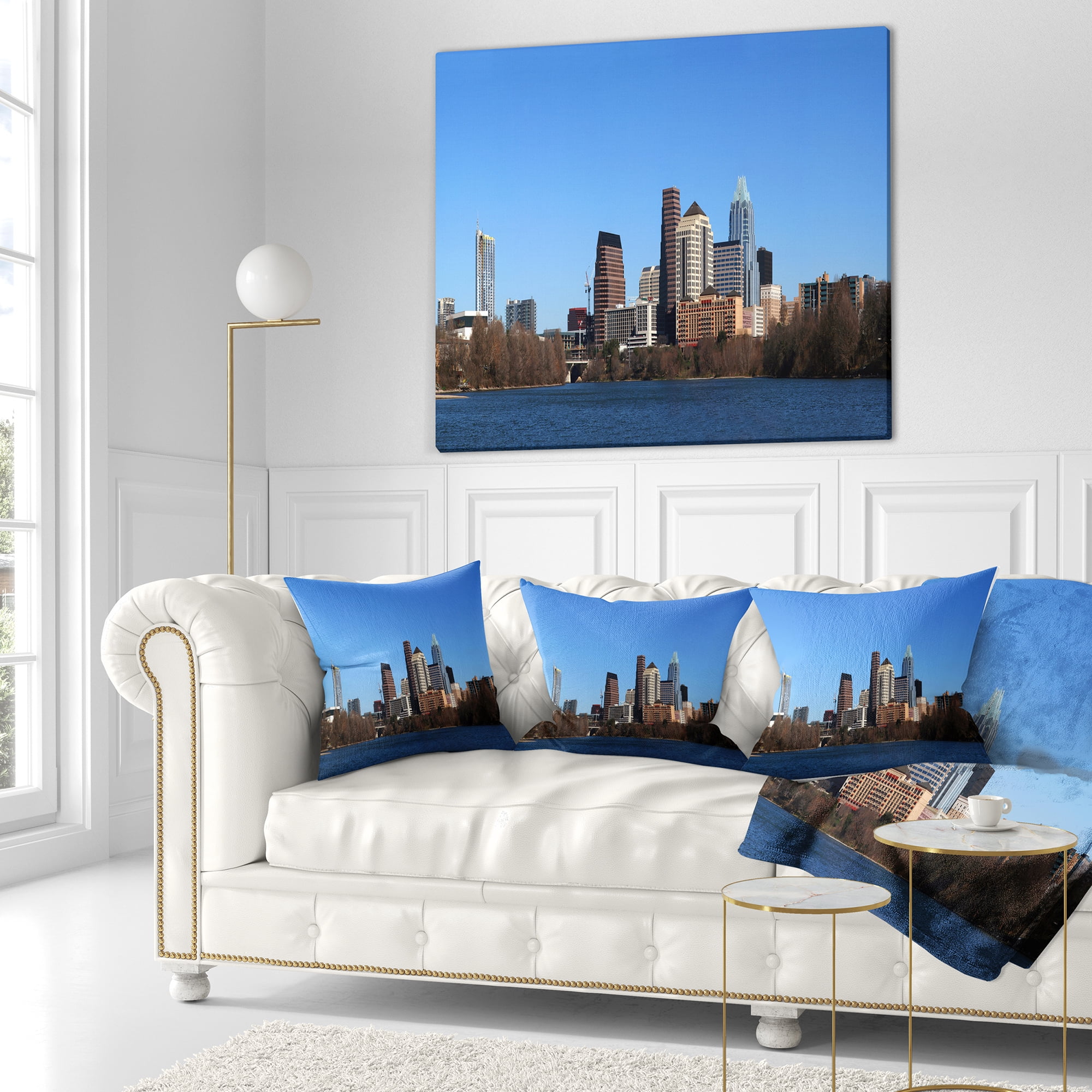 Designart Downtown Texas - Cityscape Photography Throw Pillow - 16x16