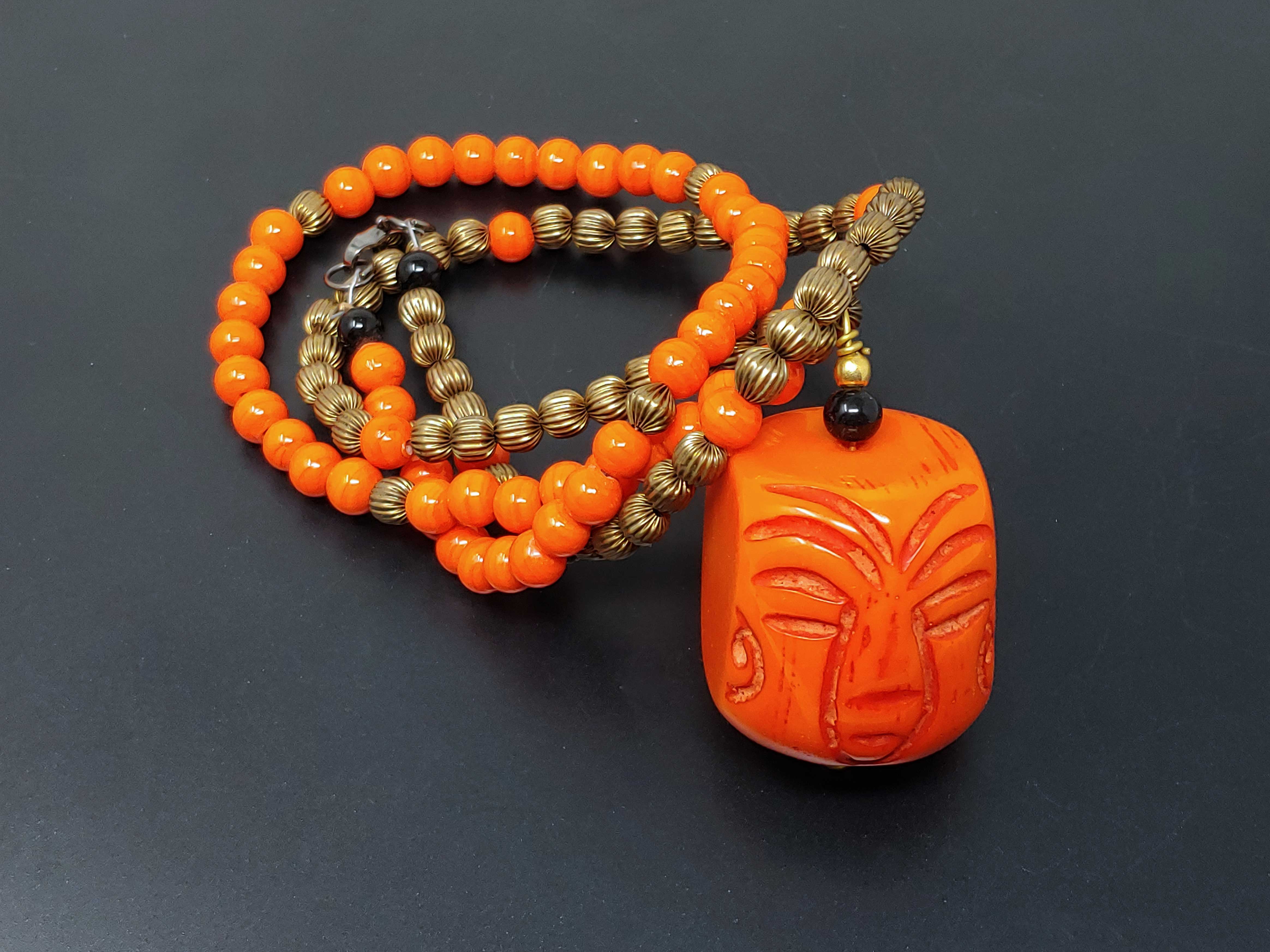 Glass & Metal Beaded Necklace with Buddha Face Large bead Pendant 31
