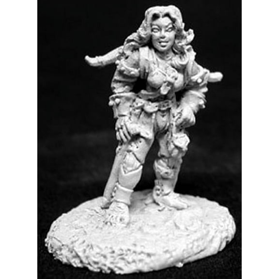 Reaper Miniatures Elia Shadowfeet, Female Halfling Thief 02676 Dark Heaven