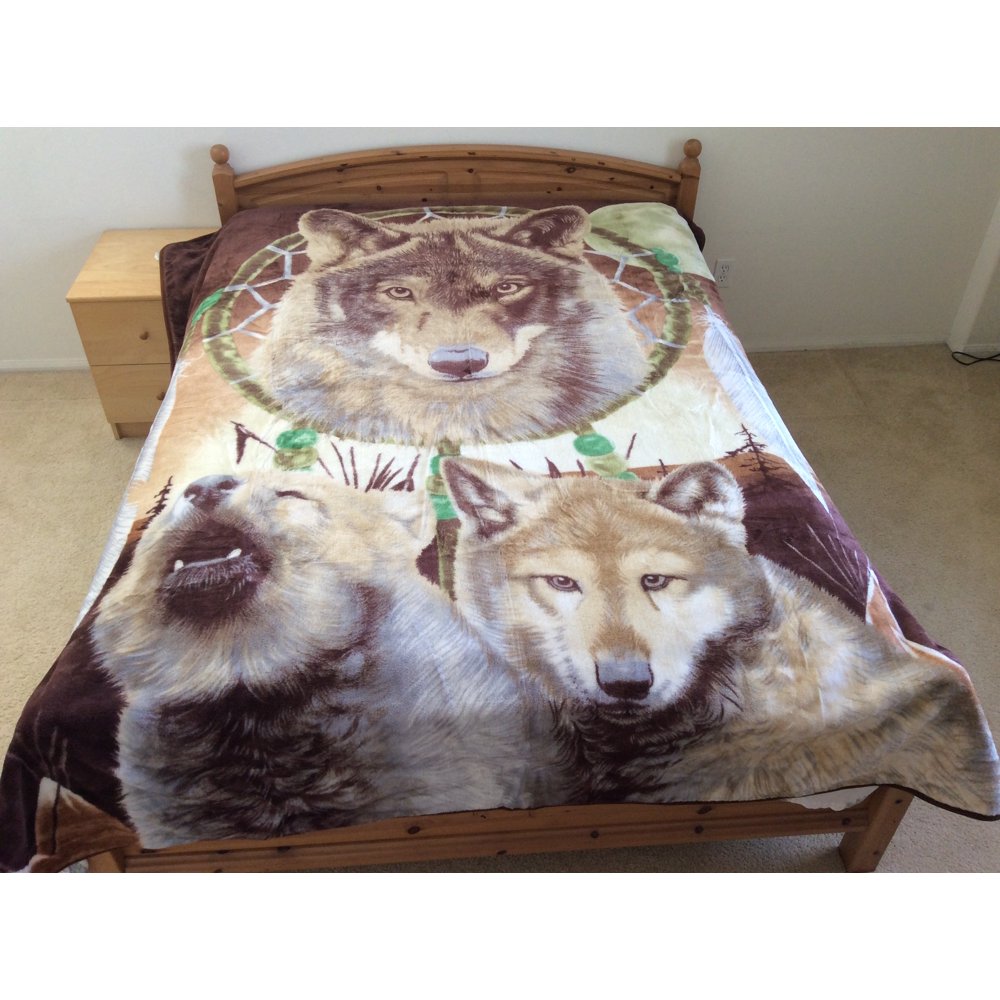 Wolves with Dream Catcher, Super Plush Mink Style Queen Size Soft