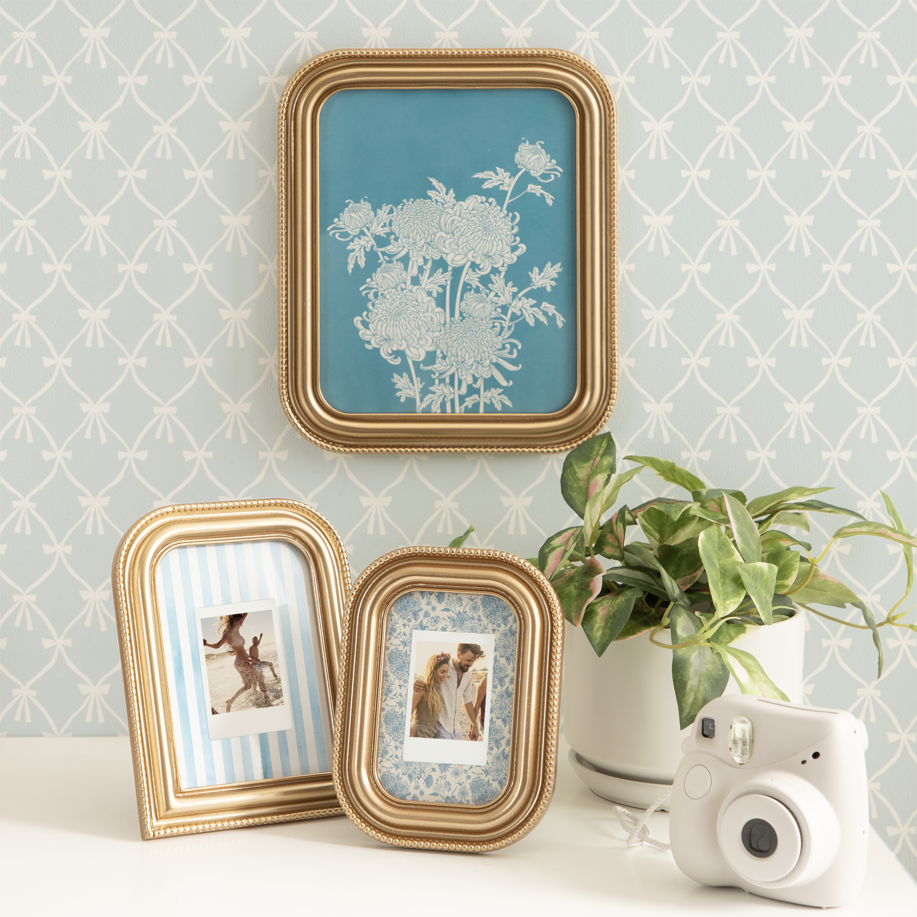 DesignOvation 4x6 Beaded Gold Picture Frame, Tabletop photo 3