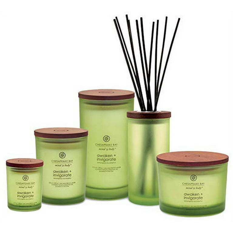 Chesapeake Bay Candle Awaken + Invigorate, Lemongrass Eucalyptus, 8.8 oz | CVS