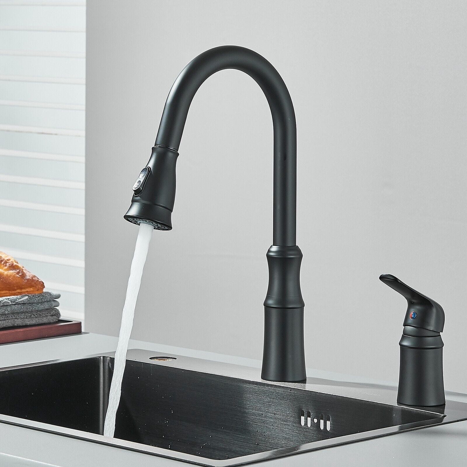 Black Kitchen Faucet Single Hanle 2Hole Sink Mixer Faucet Pull Out/Down Sprayer