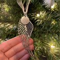 thumbnail image 1 of Alas De Ángel Adornos Conmemorativos Para La Pérdida De Un Ser Querido Personalizar Alas De Ángel Colgante Adorno Para Árbol De Navidad Serendint HA040829-01, 1 of 5