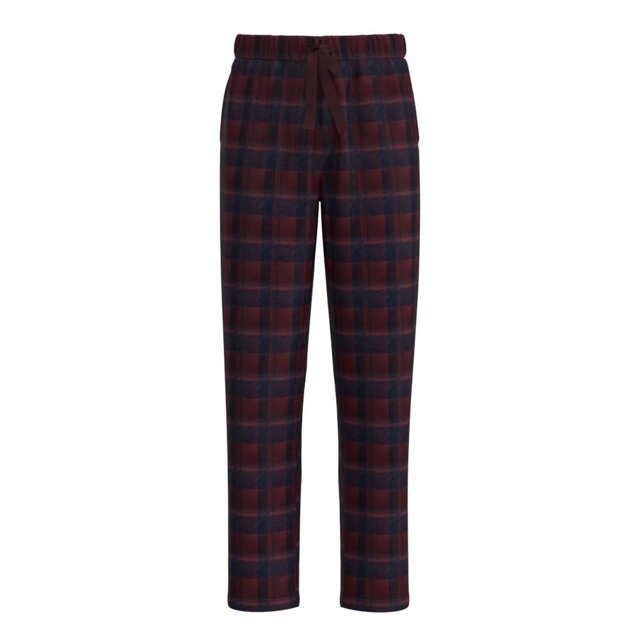 Pantalón George para hombre talla CH color rojo estilo pijama con diseño a cuadros en tonos rojo y azul, corte clásico con cintura elástica y cordón ajustable del mismo color, tela suave al tacto ideal para otoño e invierno, cómodo para uso diario y descanso en casa.