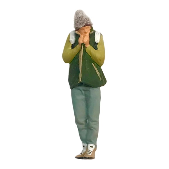 Almencla 1/64 People Figures Character Model Resin Dioramas Miniature Figurines Miniature Street Fashion Figure Fairy Garden DIY Scene green