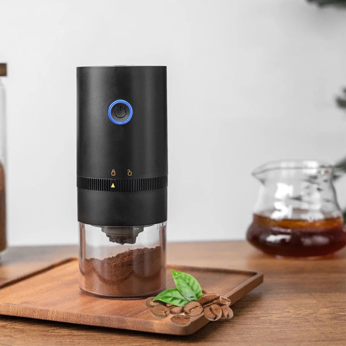 Small, Electric Burr Coffee Grinder with Multiple Grind Settings – Casa Dos  Chicas Café, a brand of The Whole Kitchen. Inc