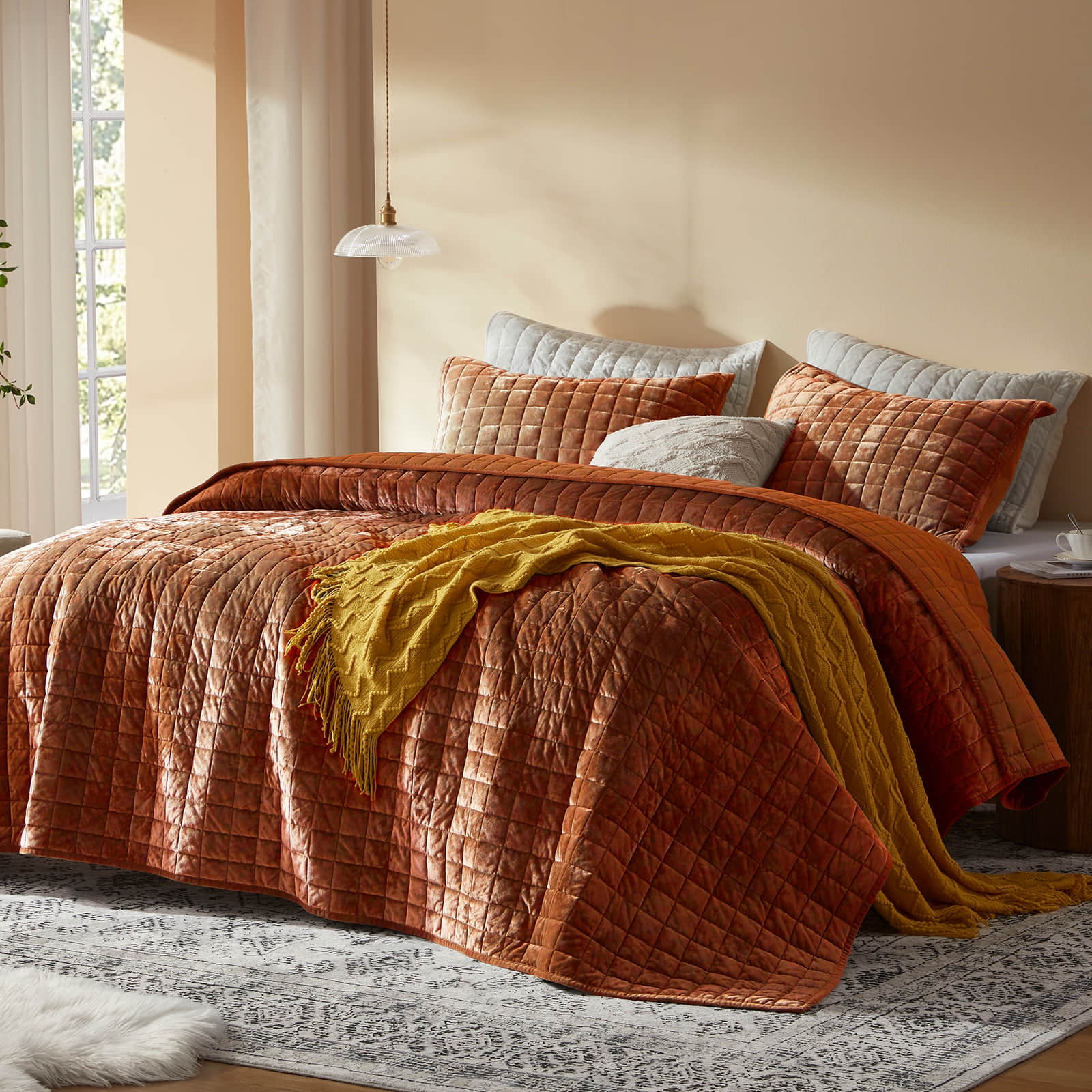 Velvet Quilt King Size-98''x106'', Lightweight Burnt Orange Velvet Comforter Set with 2 Pillow Shams, Soft Bedspread Coverlet Quilted Bedding Set for All Season