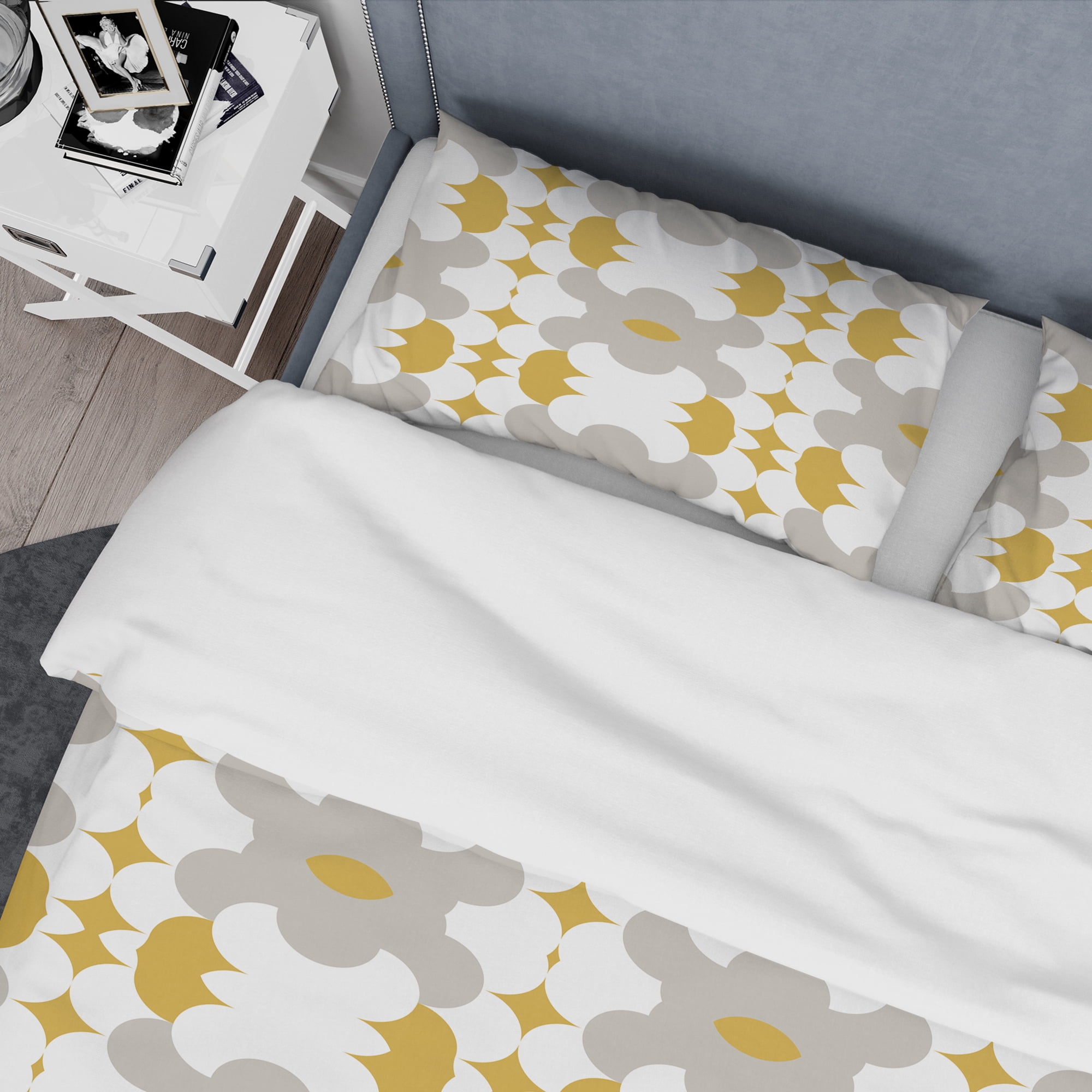Designart 'Retro Abstract Design XVIII' Mid-Century Modern Duvet Cover Set