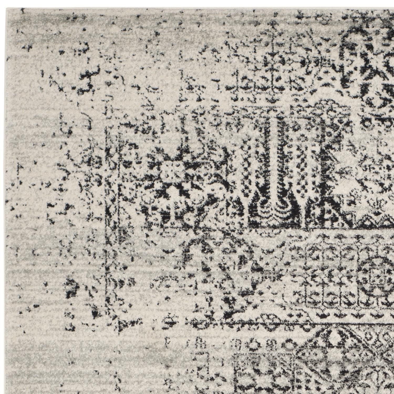 SAFAVIEH Evoke Fullman Traditional Area Rug