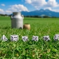 thumbnail image 3 of Juego de dados Q-Workshop MooZilla Cow Design con 7 dados para mayores de 14 años, 3 of 4