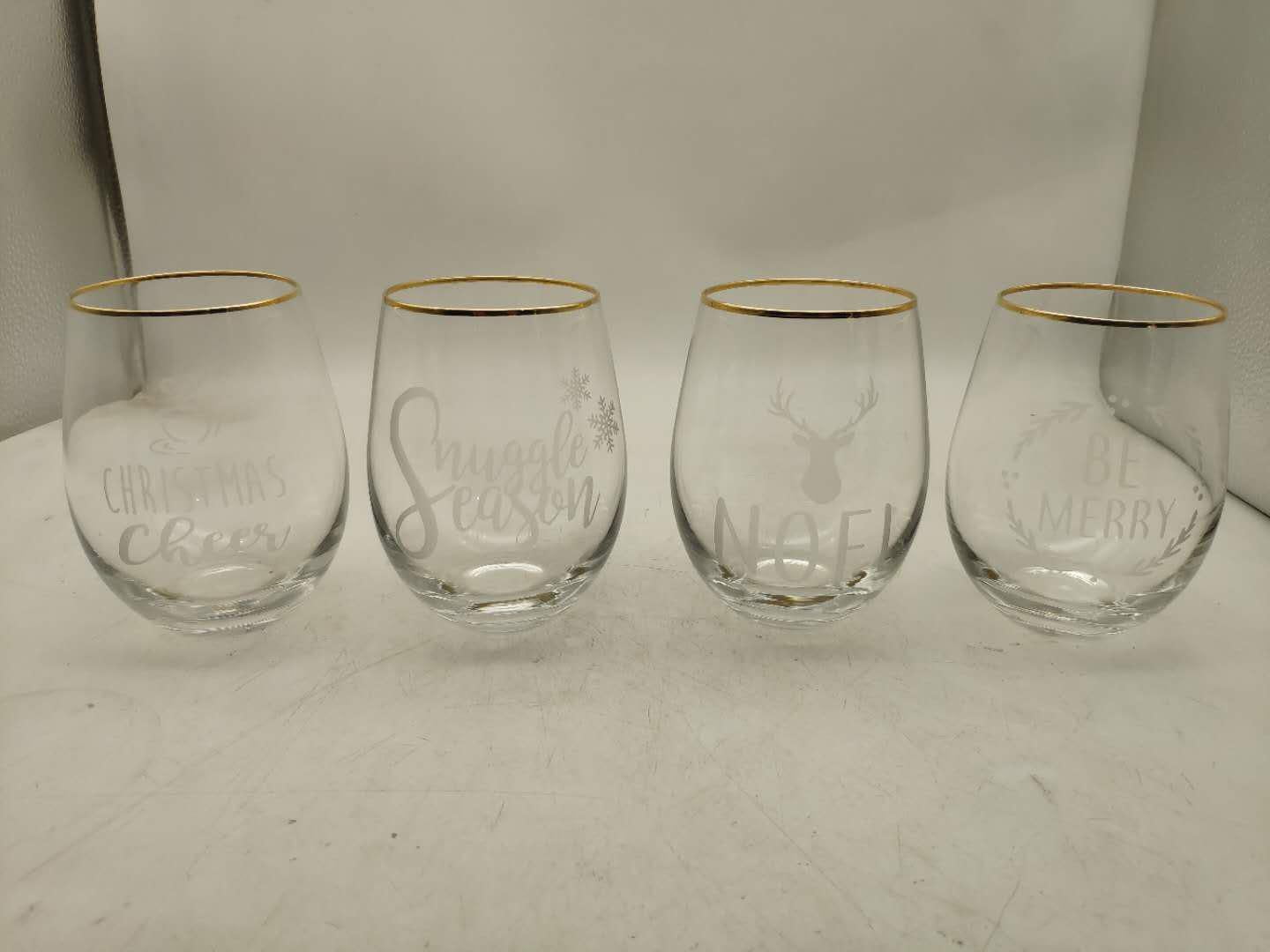 verre à vin sans tige. Set of 4