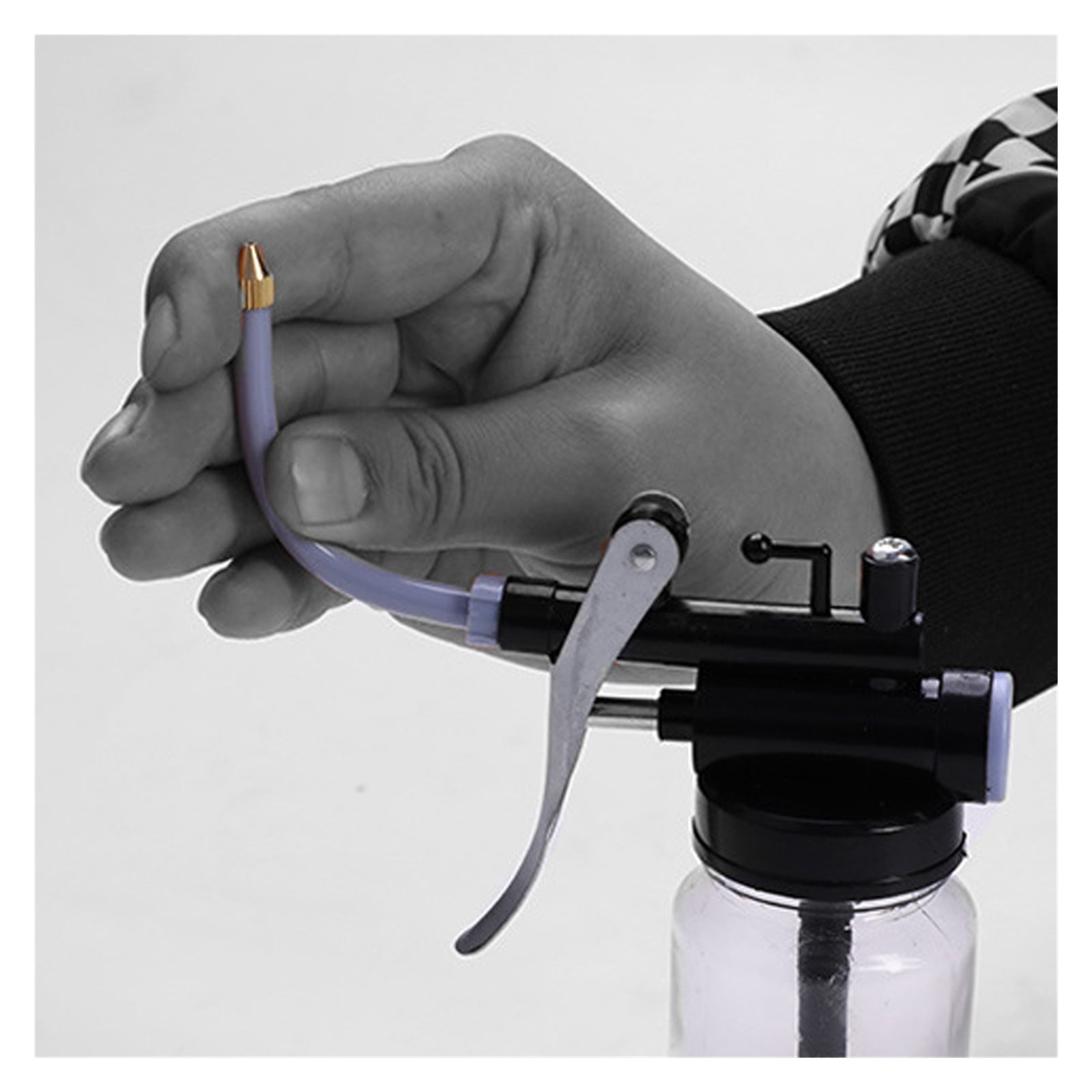 Oil Can High Pressure Hand Pump Oiler Lubrication Metal Gun for Lubricants Oiler with Oil Spray Hose