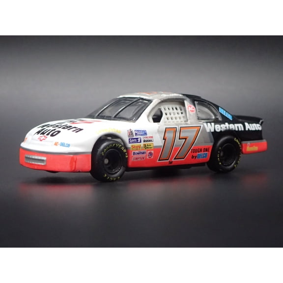 Open Box 1995 CHEVY CHEVROLET MONTE CARLO DARRELL WALTRIP NASCAR 1:64 DIECAST MODEL CAR