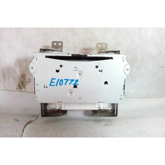 Pre-Owned 2010 Nissan Maxima AM FM CD Receiver w/ 2GB Music System OEM LKQ - Verify Specific Vehicle Fitment In Description - (Good)