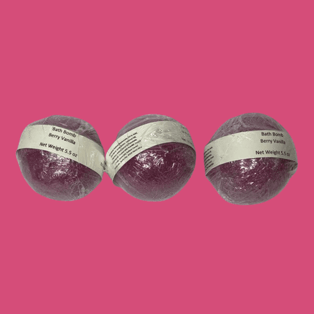 Pamper Yourself Berry Vanilla Bath Bomb Set