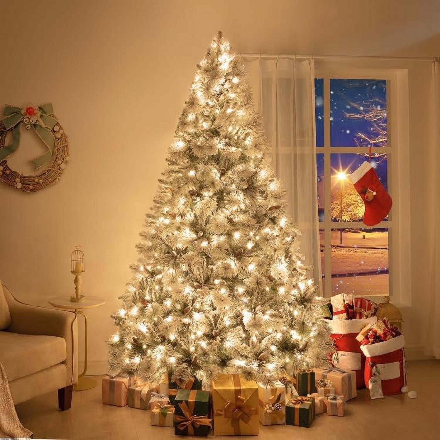 Kinsley 6.5ft Prelit Aritificial Christmas Tree with 3156 Branch