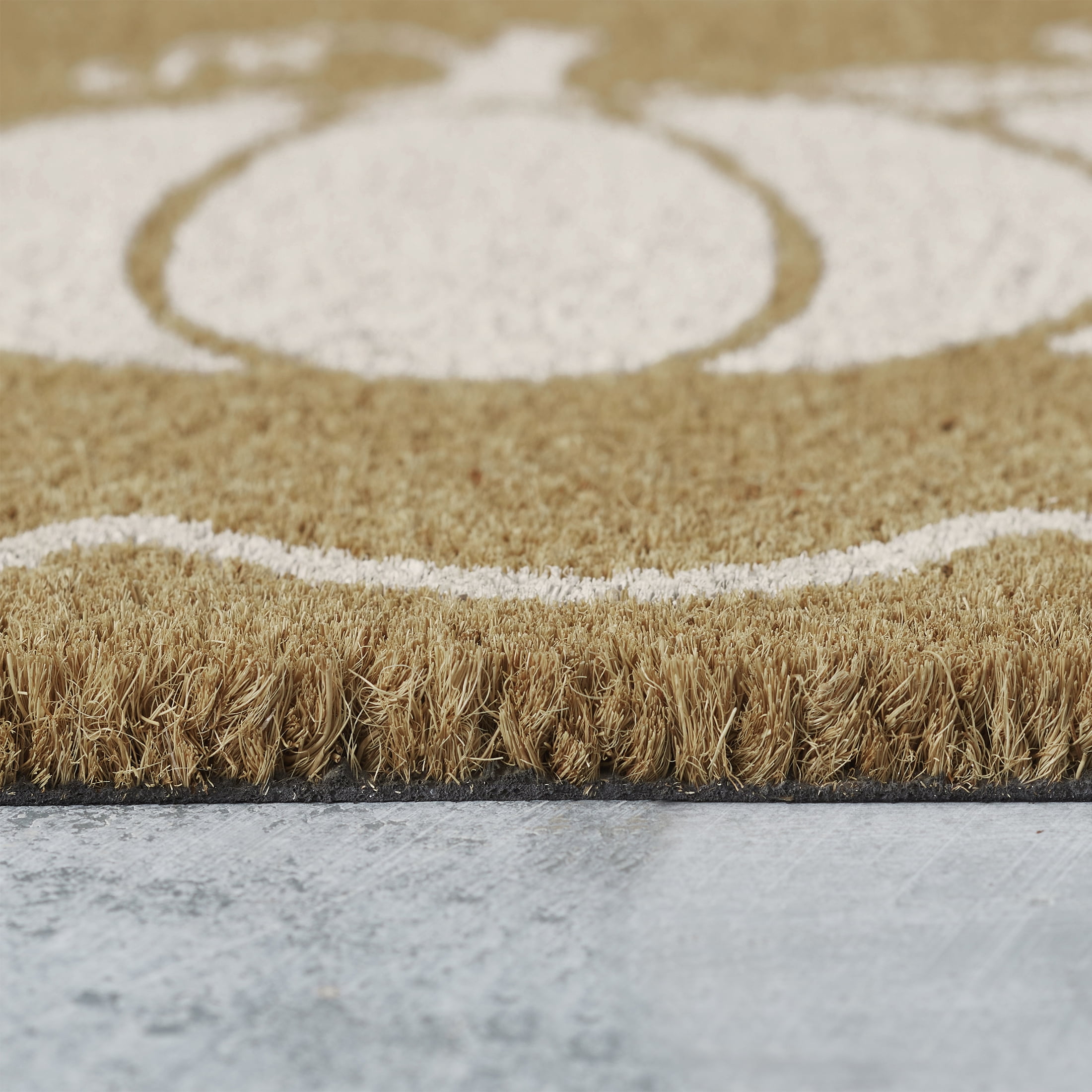 My Texas House Natural/White Pumpkin Scallop Outdoor Coir Doormat, 18" x 30"