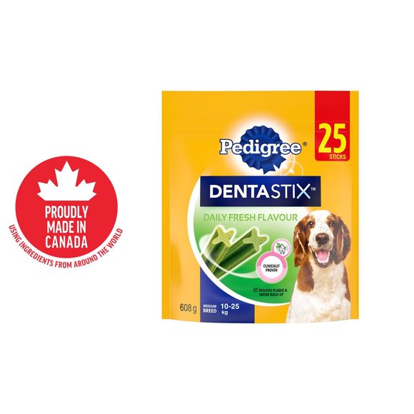 PEDIGREE DENTASTIX Oral Care Medium Breed Dog Treats Fresh Flavour, 25 Sticks 608g Pouch