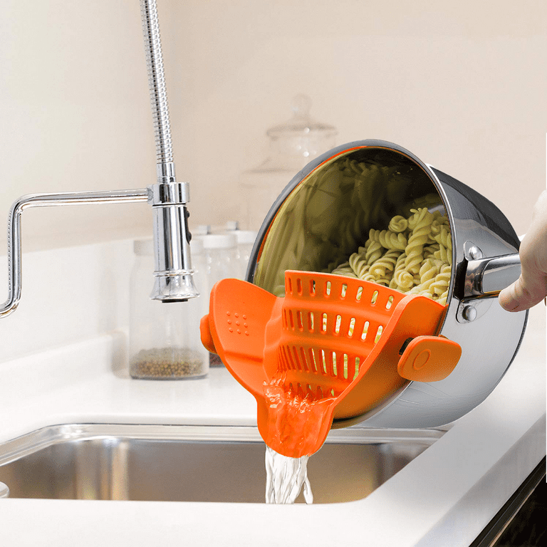 Kitchen Gizmo Snap N Strain Pot Strainer and Pasta Strainer -  Adjustable Silicone Clip On Strainer for Pots, Pans, and Bowls - Kitchen  Colander - Orange: Home & Kitchen