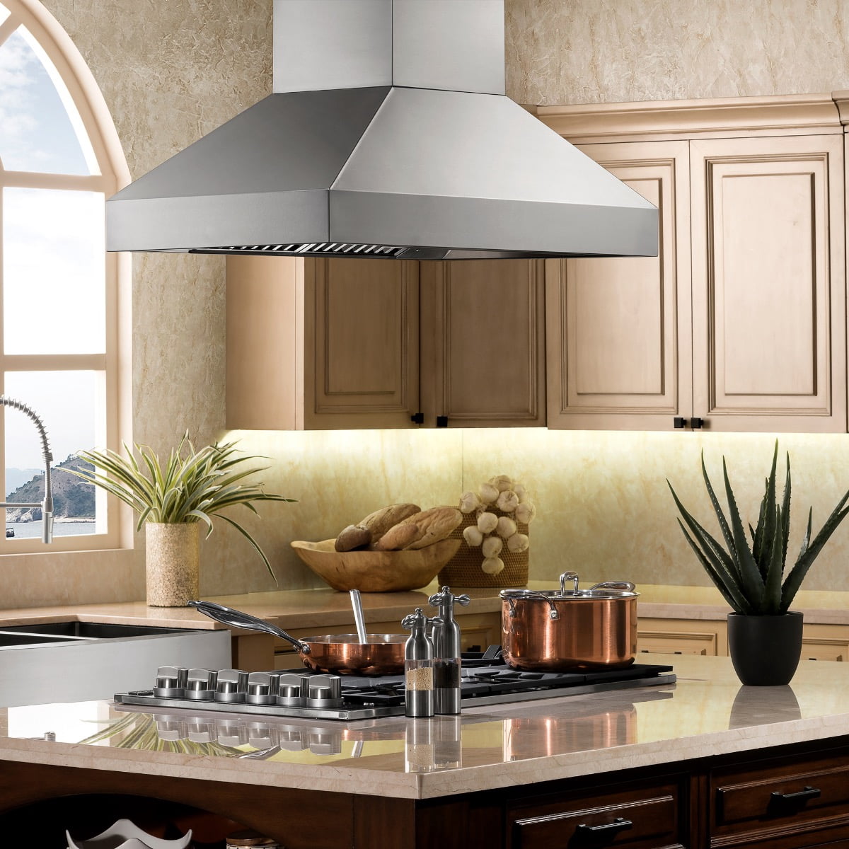 ZLINE 36 in. Outdoor Island Mount Range Hood in Stainless Steel (597i-304-36)
