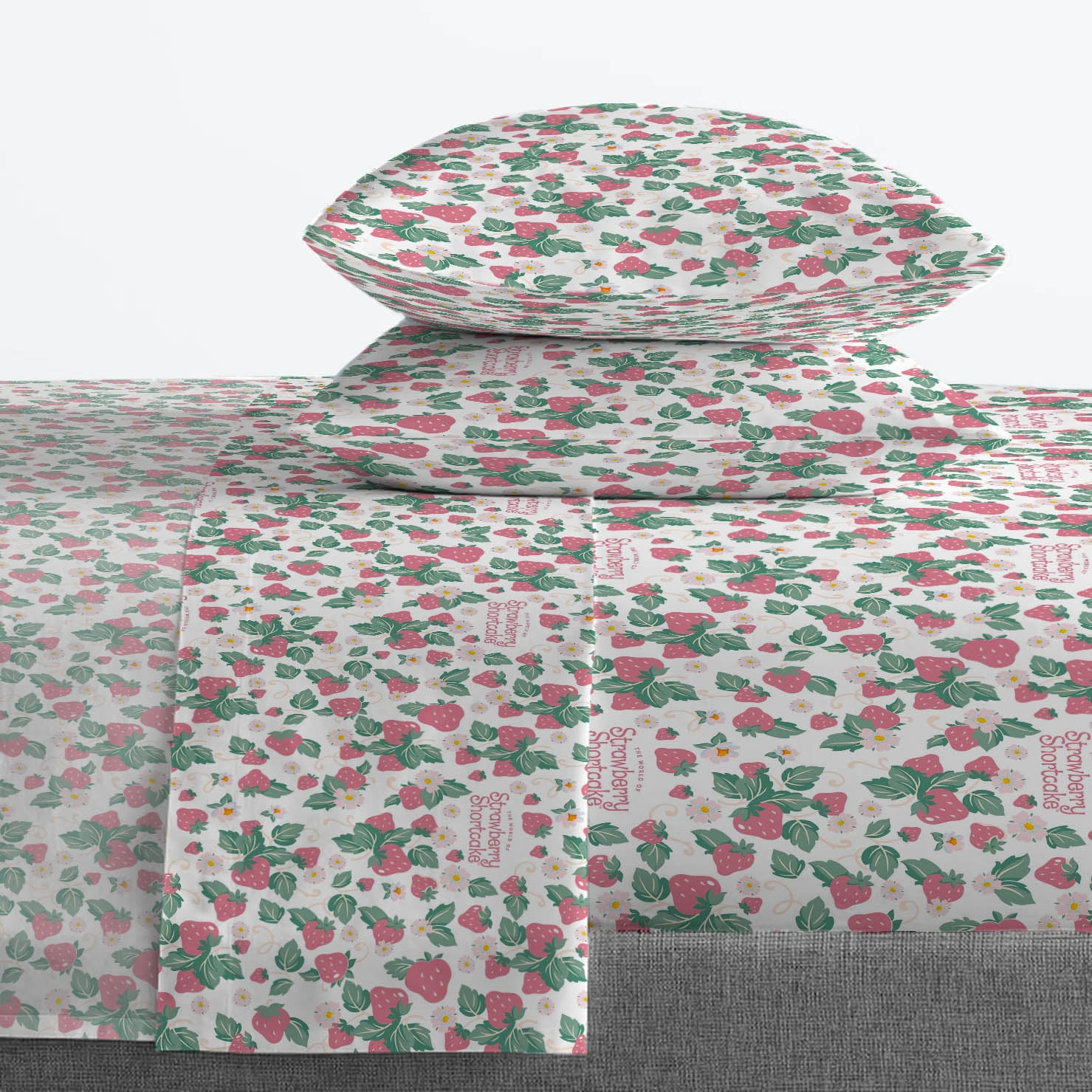 Wildbrain Strawberry Shortcake Berry Meadows 4 Piece Full Size Kids Sheet Set - Soft Kids Bedding