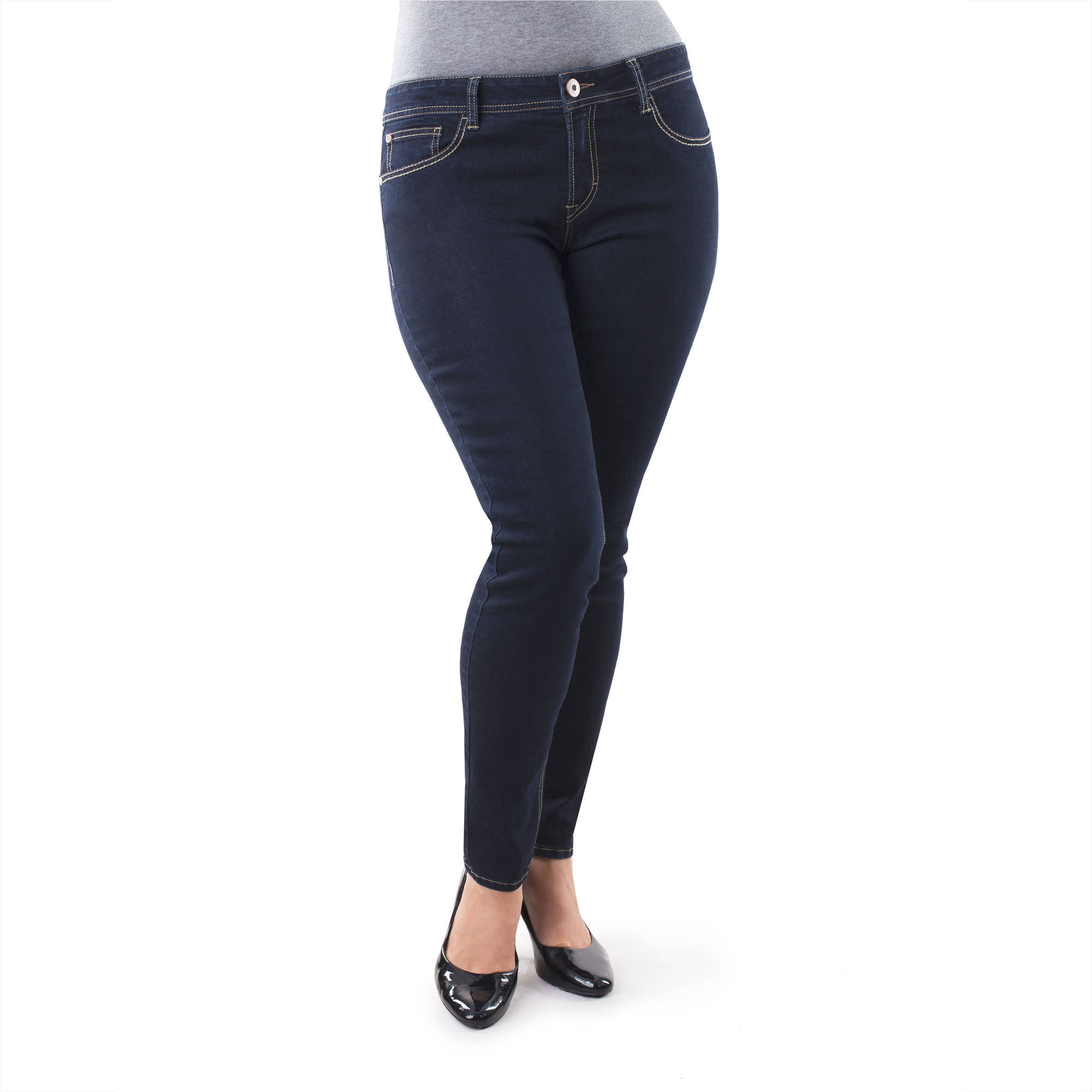 Chic Women's Plus-Size Stretch Pull-On Jeans, Available in Regular and ...