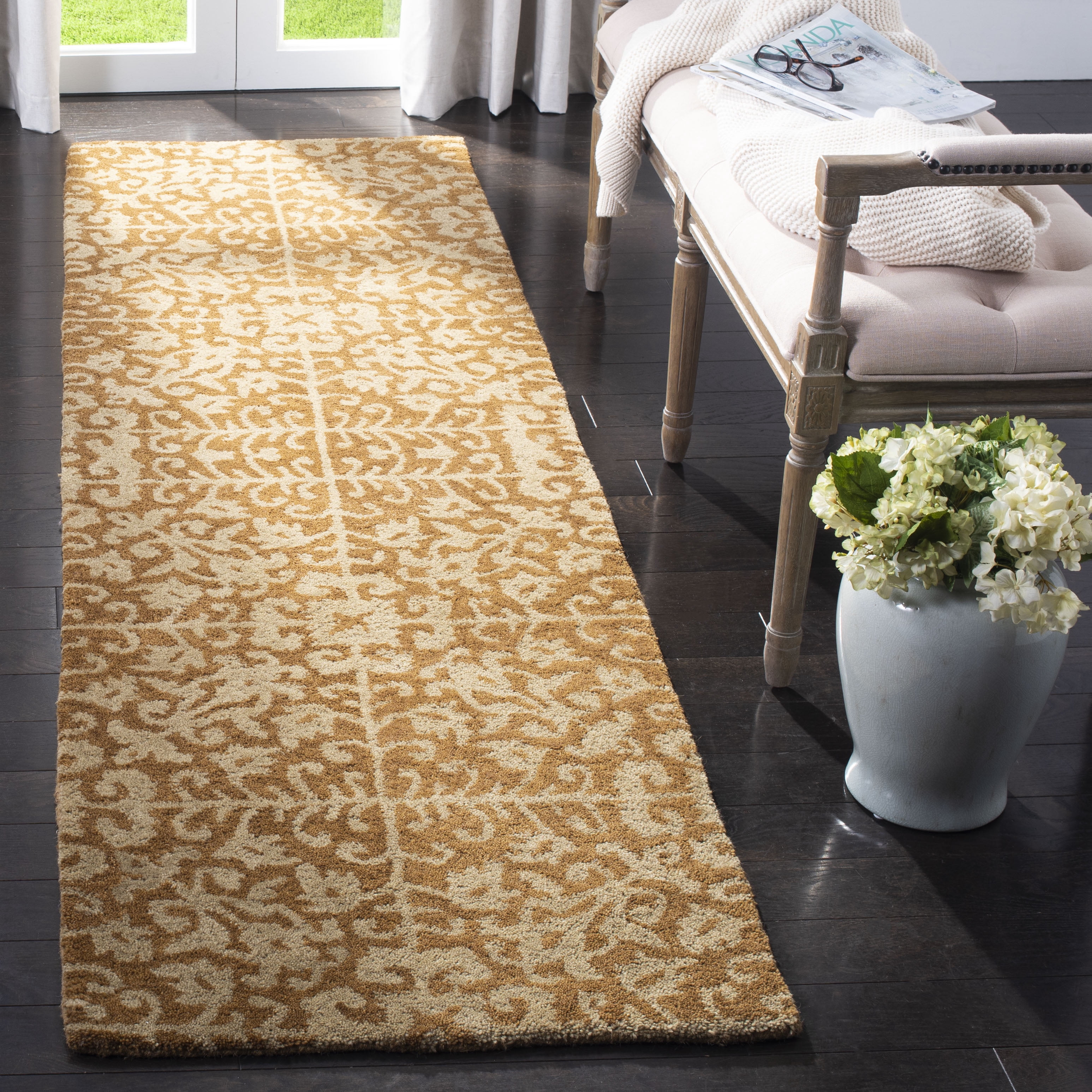 SAFAVIEH Antiquity Katelynn Geometric Wool Runner Rug, Gold/Beige, 2'3" x 12'
