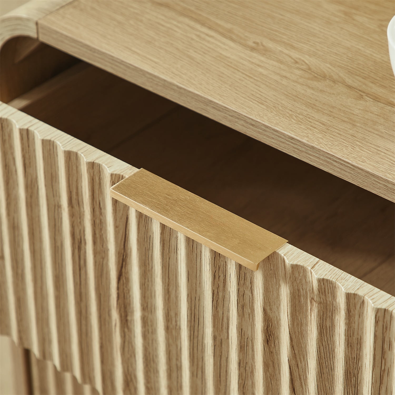 Hommoo Modern Fluted Nightstand with 2 Soft-Close Drawers, Gold L-Shape Metal Handles, Rounded Corners & Sturdy Particle Board Construction, Bedroom Bedside Table, Natural