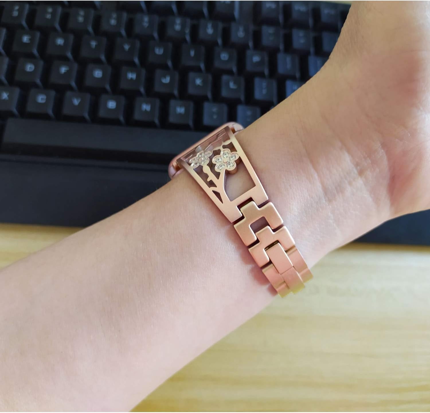 REQO Stainless Steel Bracelet Compatible with Fitbit Sense 2/Sense/Versa 4/Versa 3, Women Bling Replacement Bands Dressy Luxurious Wristbands for Ladies